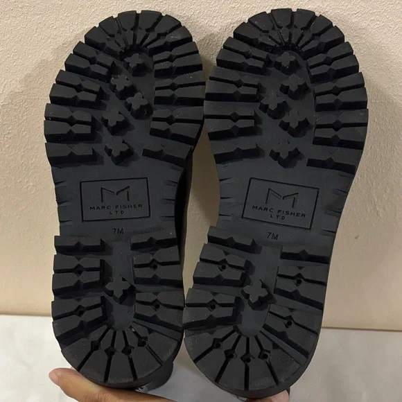 Marc Fisher Black Leather Footwear - Picture 3 of 15